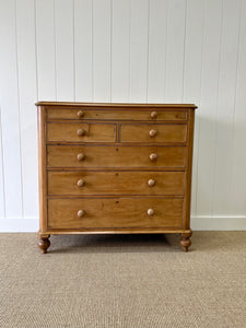 An English Pine Chest of Drawers Dresser with Wooden Knobs c1880