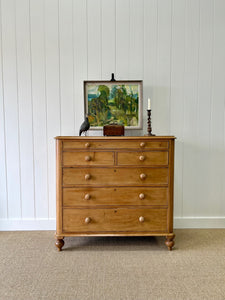 An English Pine Chest of Drawers Dresser with Wooden Knobs c1880
