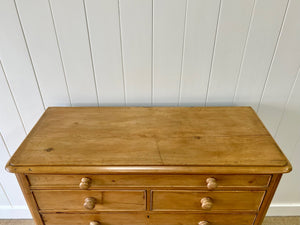 An English Pine Chest of Drawers Dresser with Wooden Knobs c1880