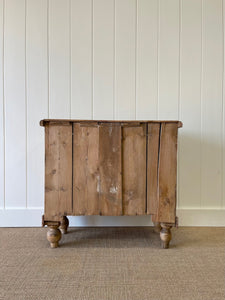 An Antique English Pine Chest of Drawers Dresser with Dark Wooden Knobs c1890