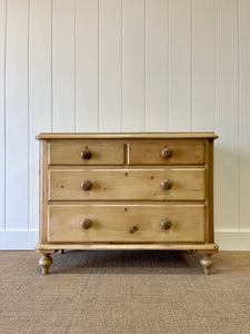 An English Pine Low Chest of Drawers Dresser with Wooden Knobs c1890