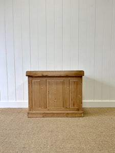 An Elegant Antique English Pine Pedestal Desk c1890