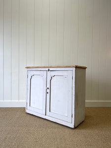 A Rustic English 19th Century Pine Cupboard c1880