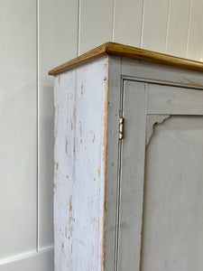 A Rustic English 19th Century Pine Cupboard c1880