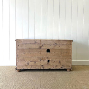 A English Country 6 Drawer Pine Buffet or Sideboard