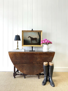 A Very Good and Large Antique English Country Oak Drop Leaf Gate Leg Table