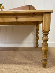 An English Country Pine 8ft Dining Farm Table