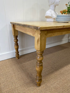 An English Country Pine 8ft Dining Farm Table