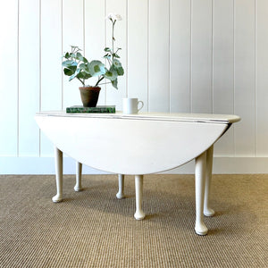 An Antique Pine Oval Drop Leaf Coffee Table – The Parsons Nose