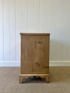 A Very Good English Georgian Pine Chest of Drawers Dresser c1800