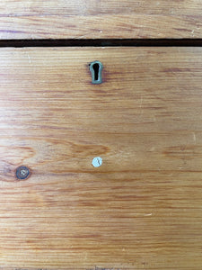 An Antique English Pine Chest of Drawers Dresser with Oval Brasses c1890