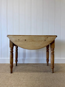 Antique English Country Pine Drop Leaf Table c1890