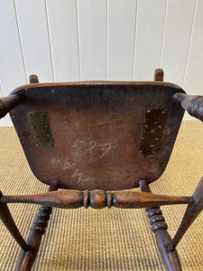 An English Oak and Elm Farmhouse Windsor Chair c1800