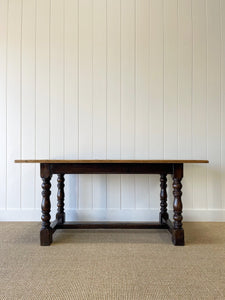 An Antique English Country Oak 5.5 ft Kitchen Dining Table c1820 with Turned Legs