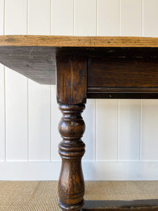 An Antique English Country Oak 5.5 ft Kitchen Dining Table c1820 with Turned Legs