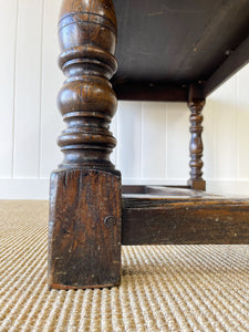 An Antique English Country Oak 5.5 ft Kitchen Dining Table c1820 with Turned Legs