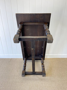 An Antique English Country Oak 5.5 ft Kitchen Dining Table c1820 with Turned Legs