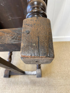 An Antique English Country Oak 5.5 ft Kitchen Dining Table c1820 with Turned Legs