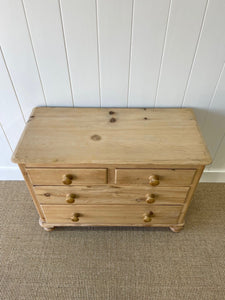 An English Pine Low Chest of Drawers Dresser with Wooden Knobs c1890