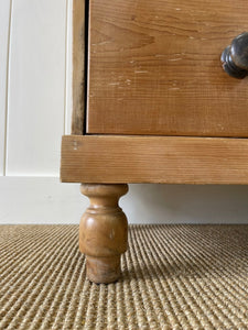 An Antique English Pine Chest of Drawers Dresser with Dark Wooden Knobs c1890