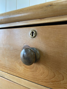 An Antique English Pine Chest of Drawers Dresser with Dark Wooden Knobs c1890