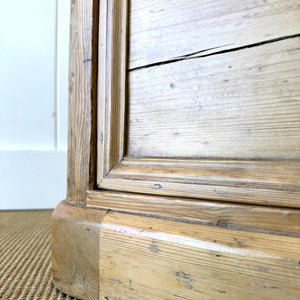 An English Country 7 Drawer Pine Buffet or Sideboard