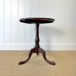 Antique English 18th Century Mahogany Flip-top Table