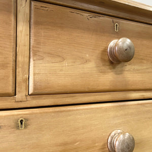 An Antique English Pine Chest of Drawers Dresser Tulip Feet c1890