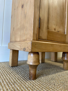 A Charming Set of English Pine Nightstands c1890