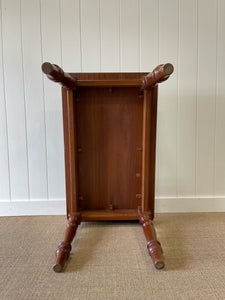 An Antique English Country 4 ft Mahogany Dining or Library Table/Desk c1890