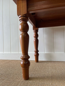 An Antique English Country 4 ft Mahogany Dining or Library Table/Desk c1890
