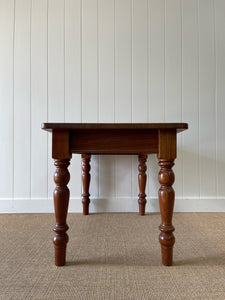 An Antique English Country 4 ft Mahogany Dining or Library Table/Desk c1890
