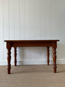 An Antique English Country 4 ft Mahogany Dining or Library Table/Desk c1890