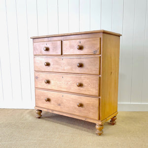 A 19th Century English Pine Chest of Drawers/Dresser with Tulip Feet