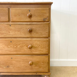 A 19th Century English Pine Chest of Drawers/Dresser with Tulip Feet