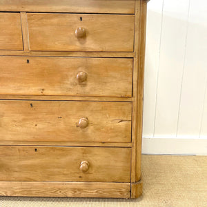 A 19th Century English Chest of Drawers/Dresser
