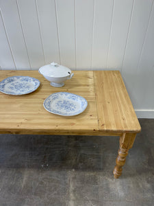 An English Country Pine 10 foot Dining Farm Table