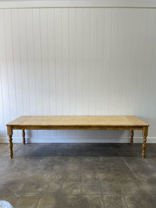 An English Country Pine 10 foot Dining Farm Table