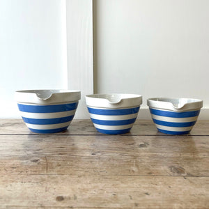 Set of 3 Vintage T G GREEN England Blue Cornishware Mixing/Pouring Bowls