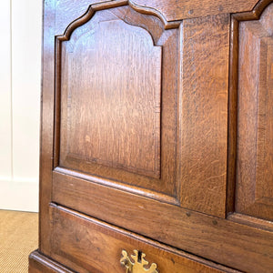 An English Oak Mule Chest c1790