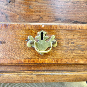 An English Oak Mule Chest c1790