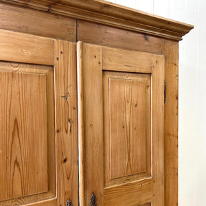 An English Early 19th Century Pine Cupboard