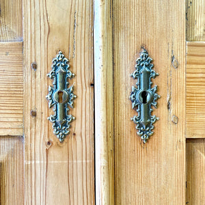 An English Early 19th Century Pine Cupboard
