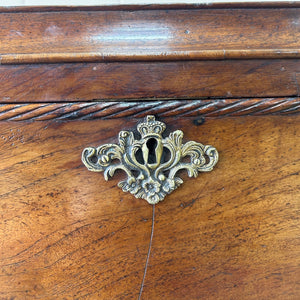 A Georgian Mahogany Cellarette Table with Rising Lid