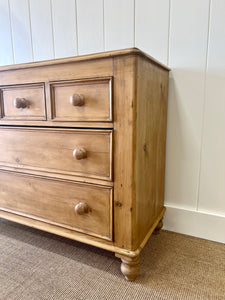 An Antique English Pine Chest of Drawers Dresser with Wood Knobs c1890