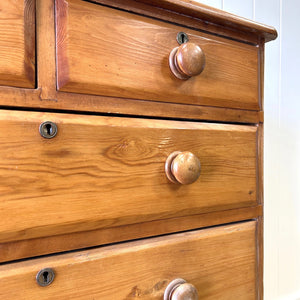A 19th Century English Pine Chest of Drawers/Dresser with Tulip Feet
