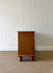 An Antique English Pine Chest of Drawers Dresser with Wooden Knobs c1890