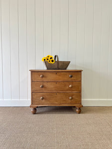 An Antique English Pine Chest of Drawers Dresser with Wooden Knobs c1890