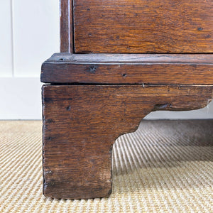 A Beautiful English Georgian Oak Chest of Drawers