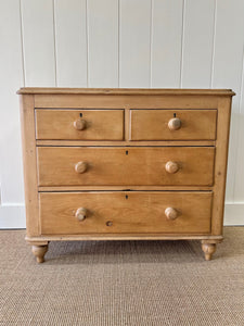 An Antique English Pine Chest of Drawers Dresser with Wooden Knobs c1890
